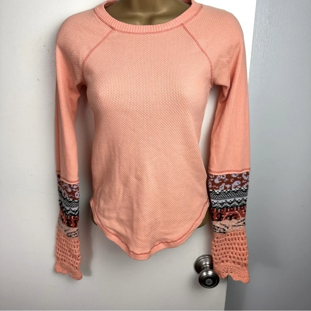 Free People in The Mix Cuff Thermal Boho Top, Desert Orange Combo NWOT Size‎ XS